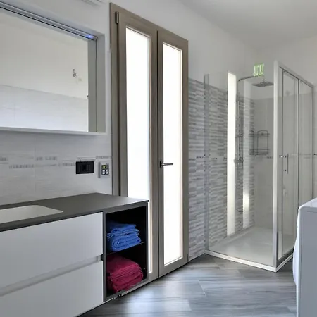 Latorre * בארי סארדו